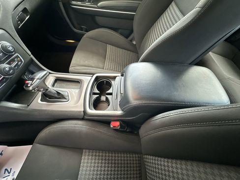 Used 2022 Dodge Charger GT RWD image 32