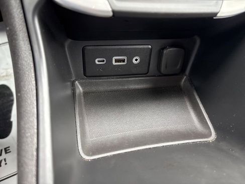 Certified 2024 GMC Terrain SLE FWD image 25