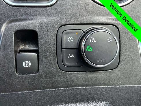 Used 2023 Chevrolet Traverse LS w/ Safety Package AWD/4WD image 21