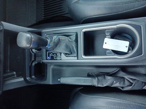 Used 2020 Toyota Tacoma 4x4 Double Cab image 22