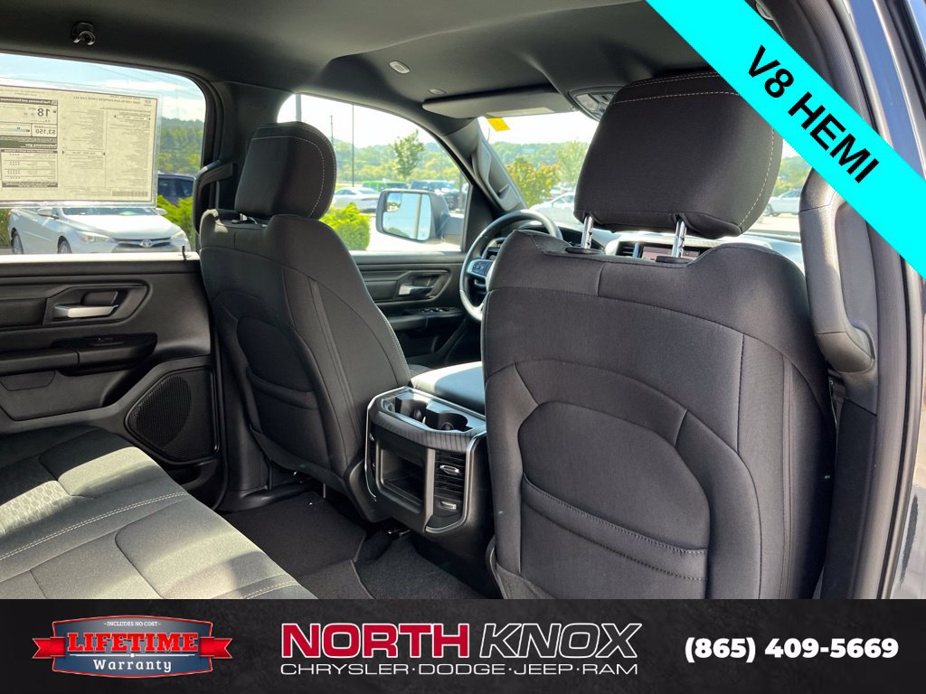 New 2026 RAM 1500 Express AWD/4WD image 24