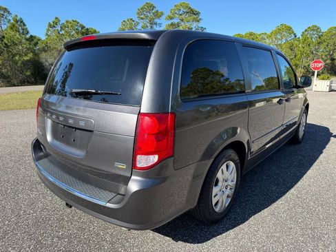 Used 2017 Dodge Grand Caravan SE w/ Power Window Group image 5