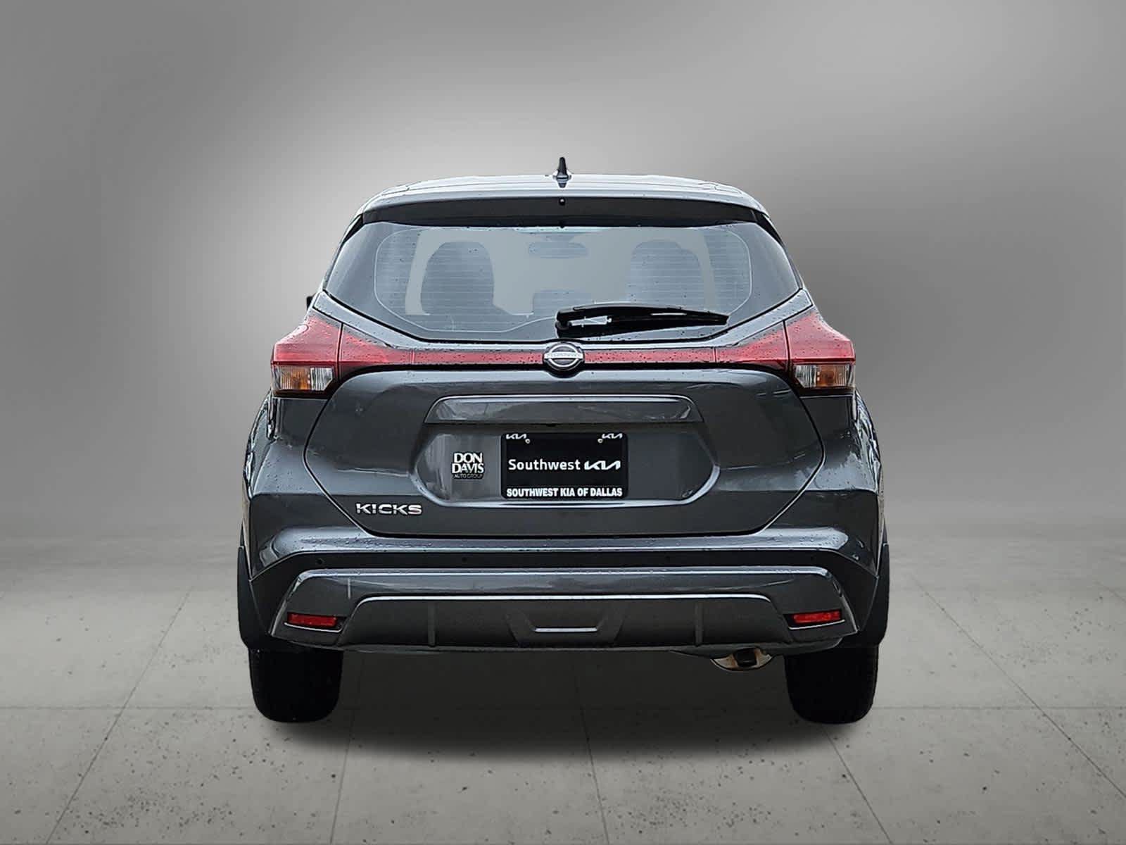 Used 2025 Nissan Kicks Play S FWD image 5