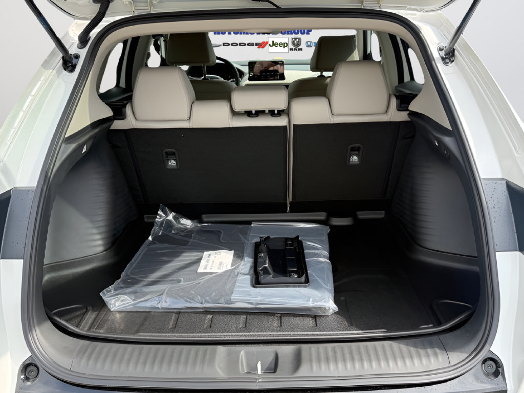 Used 2027 Honda HR-V EX-L image 14