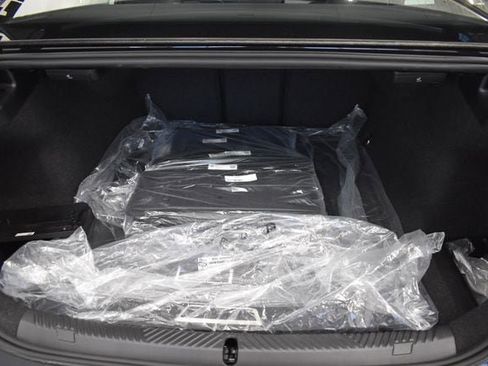 New 2027 BMW i5 xDrive40 w/ M Sport Package AWD/4WD image 16