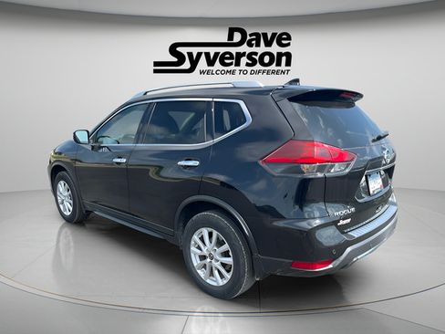 Used 2020 Nissan Rogue SV AWD/4WD image 6