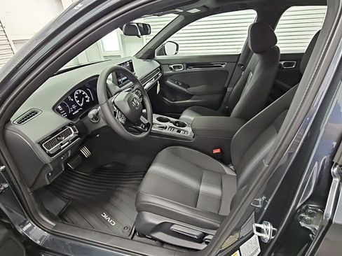 New 2025 Honda Civic Sport image 10