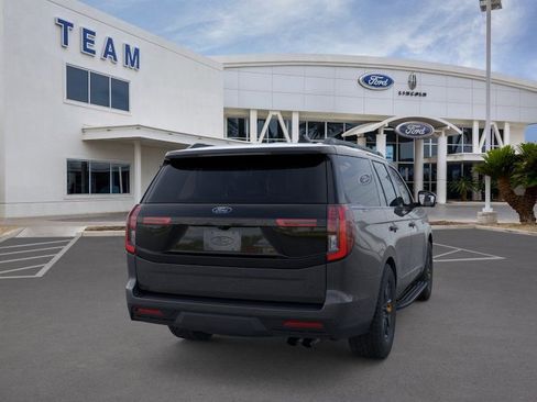 New 2026 Ford Expedition Tremor image 8