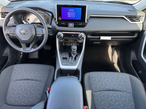New 2025 Toyota RAV4 XLE image 4