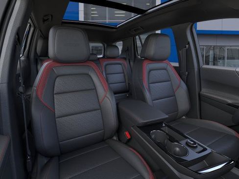 New 2026 Chevrolet Equinox RS w/ Convenience Package III AWD/4WD image 40