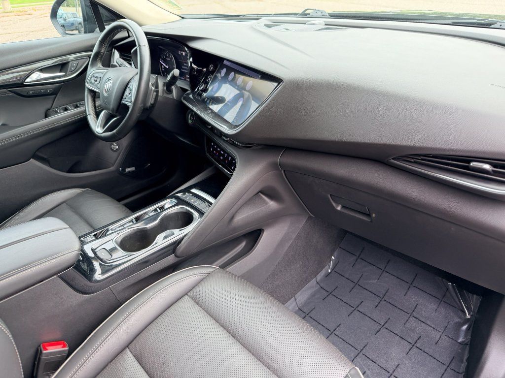 Used 2021 Buick Envision Essence w/ Technology Package I AWD/4WD image 9