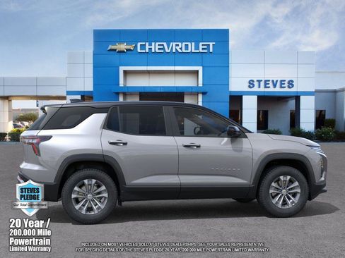 New 2026 Chevrolet Equinox LT w/ Safety and Technology Package FWD image 5