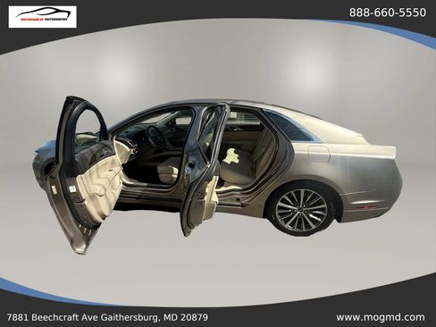 Used 2018 Lincoln MKZ Select w/ Select Plus Package FWD image 20
