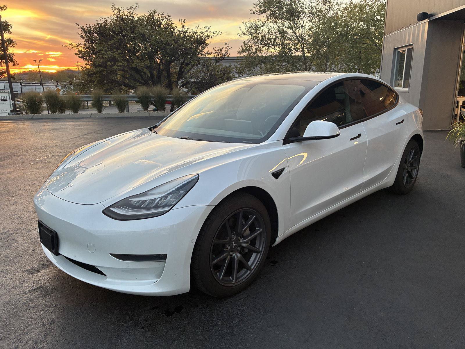 Used 2020 Tesla Model 3 Long Range AWD/4WD image 4