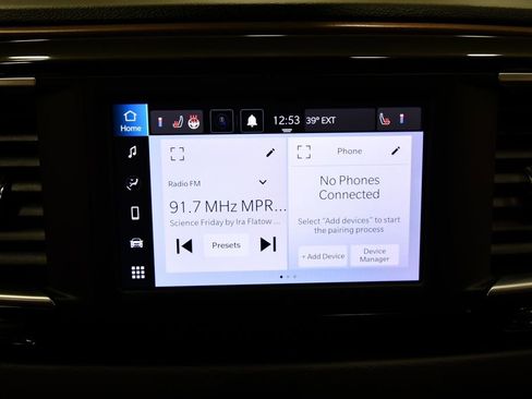 Used 2023 Chrysler Voyager LX image 24