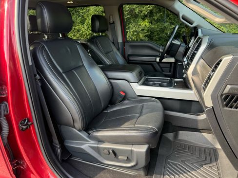 Used 2020 Ford F250 Lariat image 12