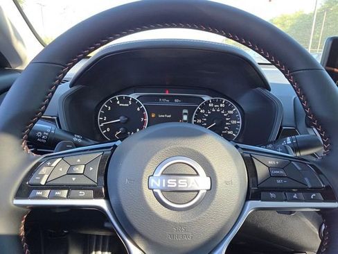 New 2025 Nissan Altima 2.5 SR w/ SR Premium Package image 15