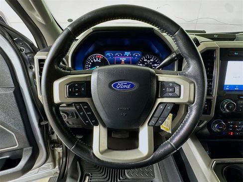 Used 2020 Ford F250 Lariat w/ Chrome Package image 9