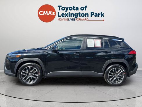 Used 2026 Toyota Corolla Cross XLE w/ Convenience Package AWD/4WD image 4