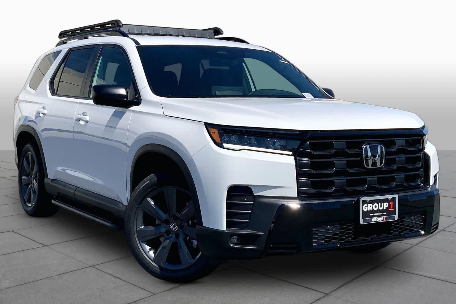 New 2026 Honda Pilot Sport image 2