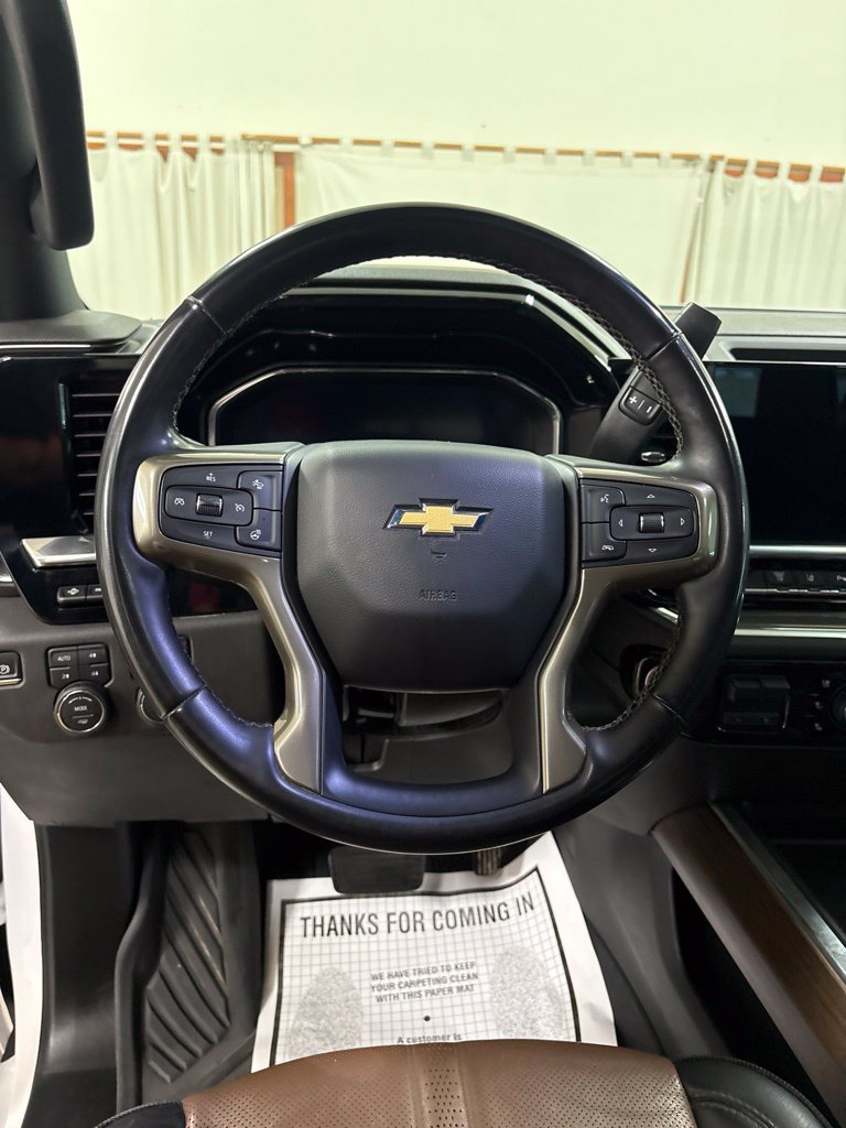 Used 2024 Chevrolet Silverado 2500 High Country w/ High Country Premium Package AWD/4WD image 12