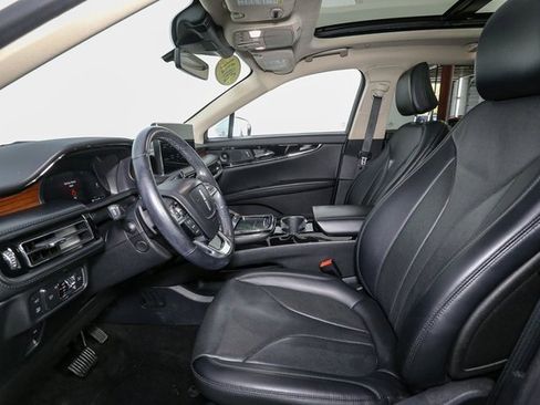 Used 2021 Lincoln Nautilus Reserve w/ Cargo Utility Package image 36