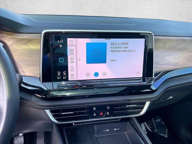 Used 2024 Volkswagen Atlas SE w/ Panoramic Sunroof Package FWD image 24