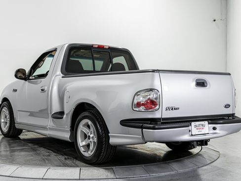 Used 2000 Ford F150 Lightning image 12