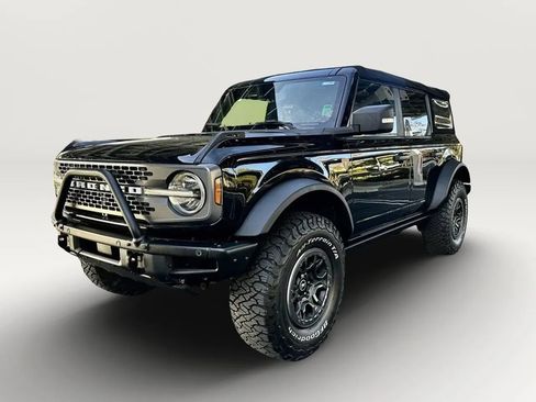 Used 2022 Ford Bronco Badlands w/ Sasquatch Package AWD/4WD image 19