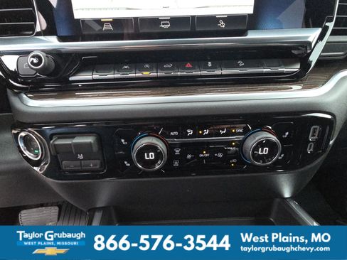New 2026 Chevrolet Silverado 1500 RST AWD/4WD image 24