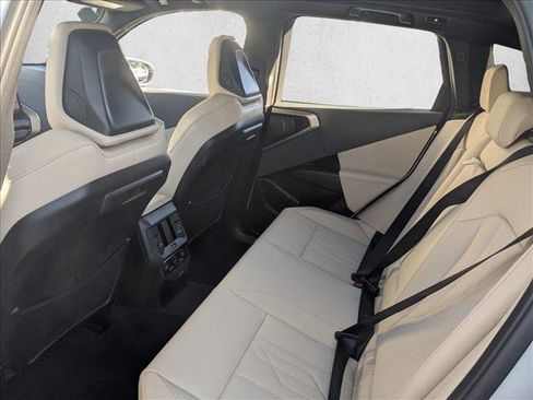 Certified 2025 BMW X3 xDrive30i w/ Convenience Package image 16