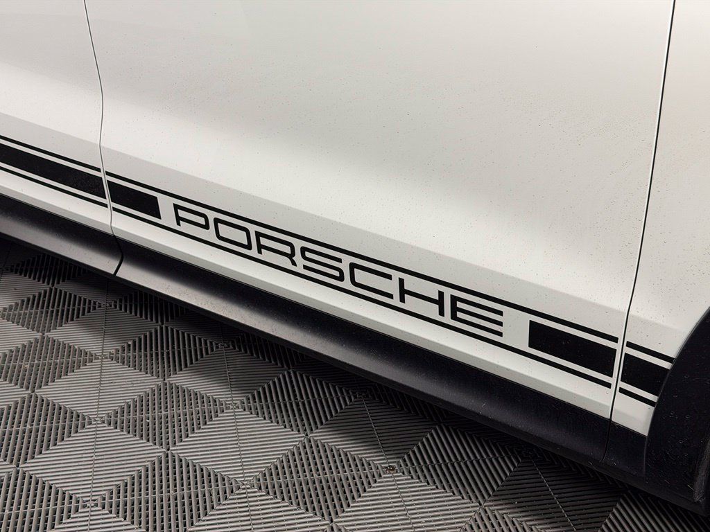 Certified 2023 Porsche Cayenne Turbo GT AWD/4WD image 15
