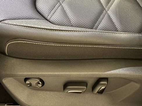 New 2026 Volkswagen Atlas SE image 20