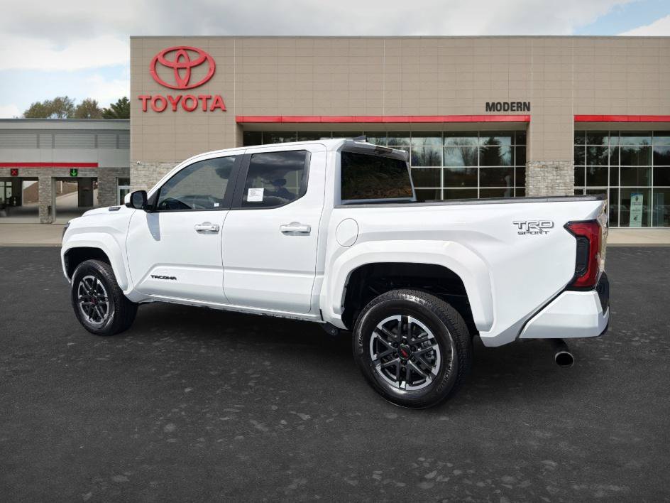 Certified 2026 Toyota Tacoma TRD Sport AWD/4WD image 8