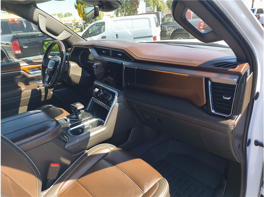 Used 2023 GMC Sierra 1500 Denali w/ Denali Reserve Package AWD/4WD image 11