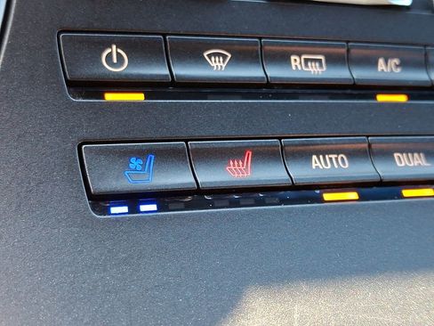 Certified 2020 Lincoln Nautilus Reserve image 25