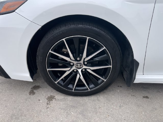 Used 2023 Toyota Camry SE AWD/4WD image 29