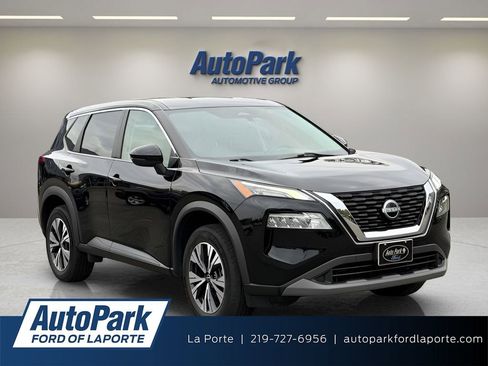 Used 2022 Nissan Rogue SV AWD/4WD image 1