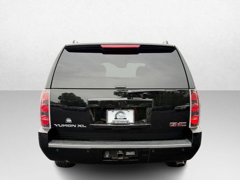 Used 2013 GMC Yukon XL Denali AWD/4WD image 7