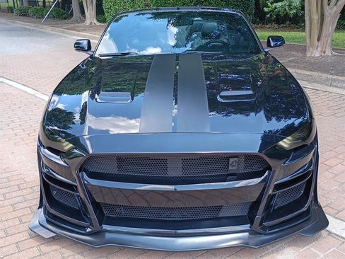Used 2018 Ford Mustang GT Premium RWD image 3