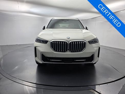 Used 2024 BMW X5 sDrive40i w/ Premium Package RWD image 2