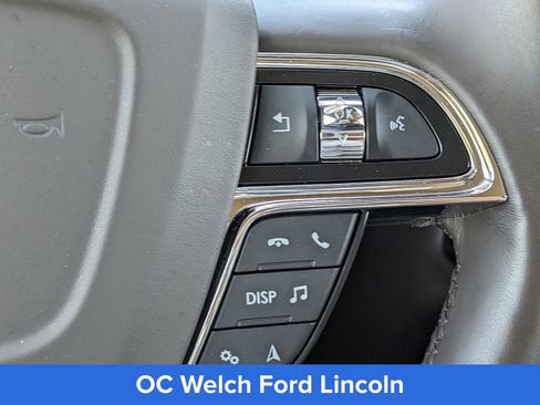 Used 2023 Lincoln Nautilus Reserve image 30