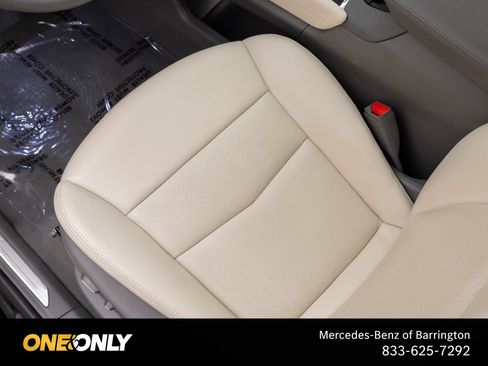 Used 2025 Cadillac XT5 Premium Luxury w/ LPO, Floor Liner Package AWD/4WD image 15