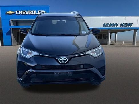Used 2016 Toyota RAV4 LE FWD image 6