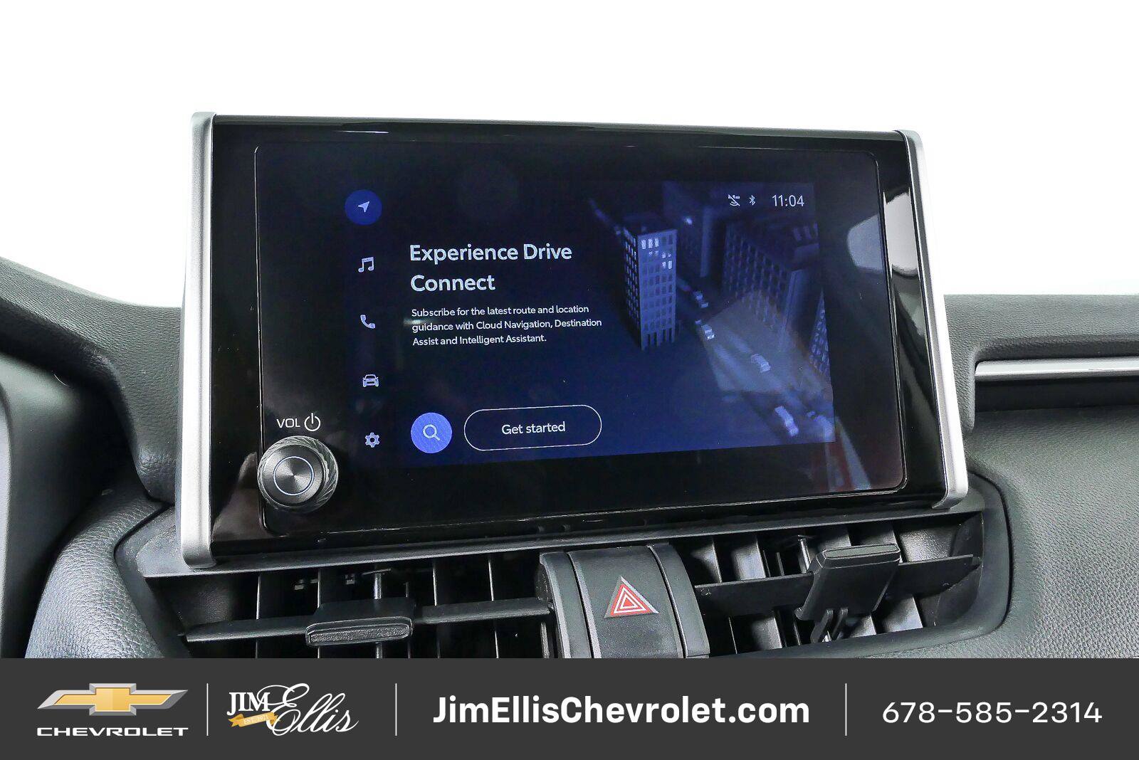 Used 2024 Toyota RAV4 XLE FWD image 15