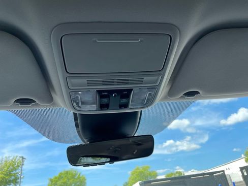 New 2026 Honda Odyssey Touring image 16