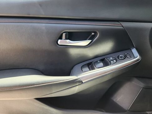 Used 2024 Nissan Sentra SR FWD image 20