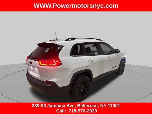 Used 2023 Jeep Cherokee Altitude Lux AWD/4WD image 4