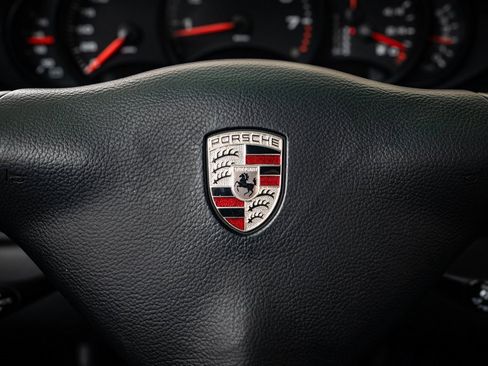 Used 2001 Porsche 911 Carrera 4 image 29