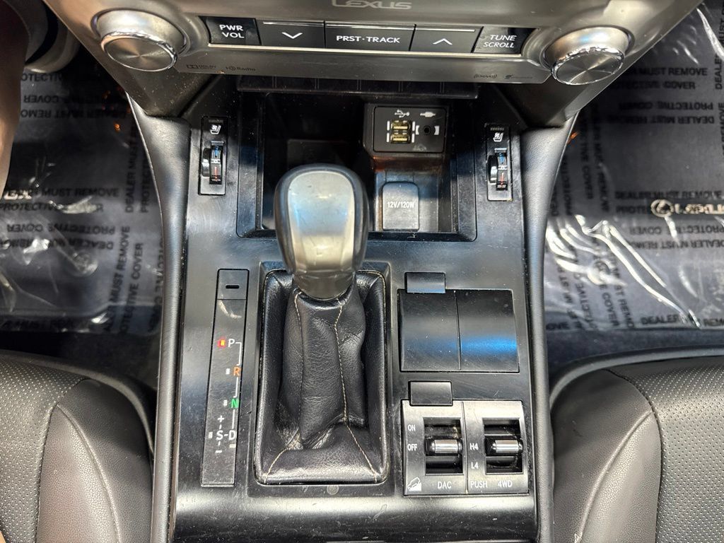 Used 2021 Lexus GX 460 Premium w/ Premium Package AWD/4WD image 15